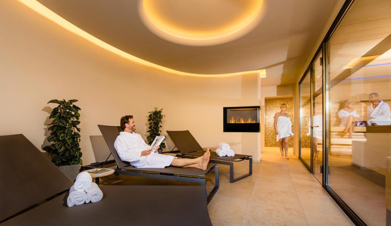 Hotel Neues Tor 巴特温普芬 外观 照片